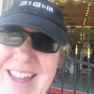 Meet your Posher, Carrie